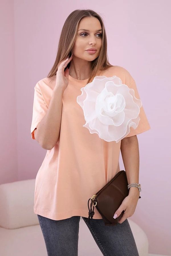 Kesi Cotton blouse with decorative apricot flower