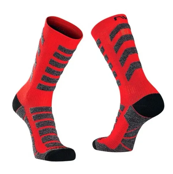 Northwave Cyklistické ponožky NorthWave  Husky Ceramic High Sock Red/Black