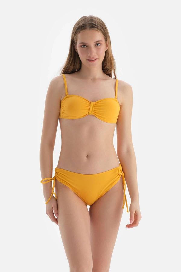 Dagi Dagi Yellow Strapless Bikini Top
