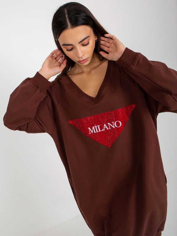 Fashionhunters Dark brown oversize long sweatshirt with app and inscription