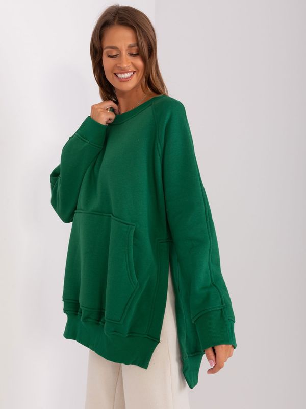 Fashionhunters Dark green hooded sweatshirt with insulation