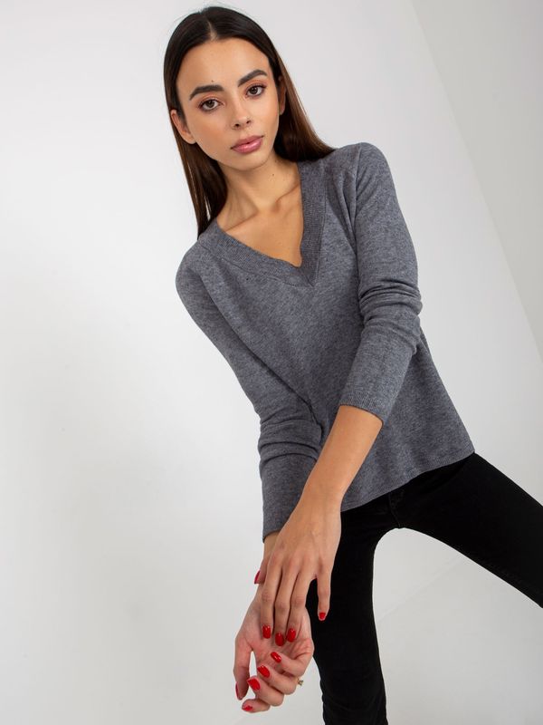 Fashionhunters Dark grey smooth classic sweater with neckline