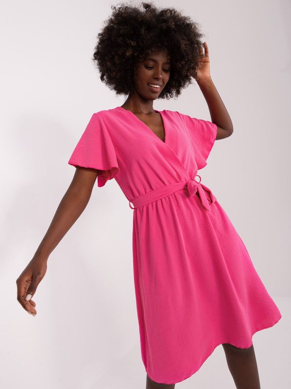 Fashionhunters Dark pink flowing dress with belt