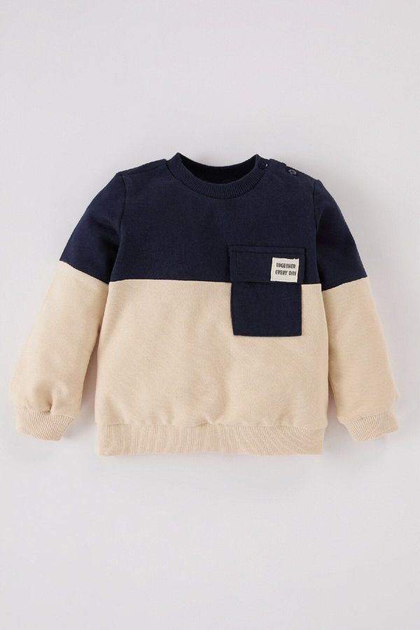 DEFACTO DEFACTO Baby Boy Crew Neck Color Block Soft Furry Sweatshirt