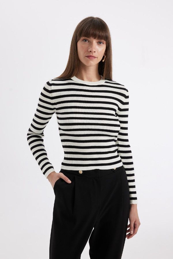 DEFACTO DEFACTO Basic Striped Crew Neck Ribbed Knitwear Sweater