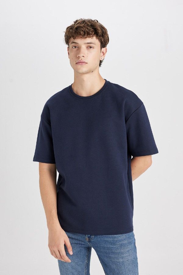 DEFACTO DEFACTO Boxy Fit Crew Neck Cotton Short Sleeve Basic Plain T-Shirt E0224ax24au