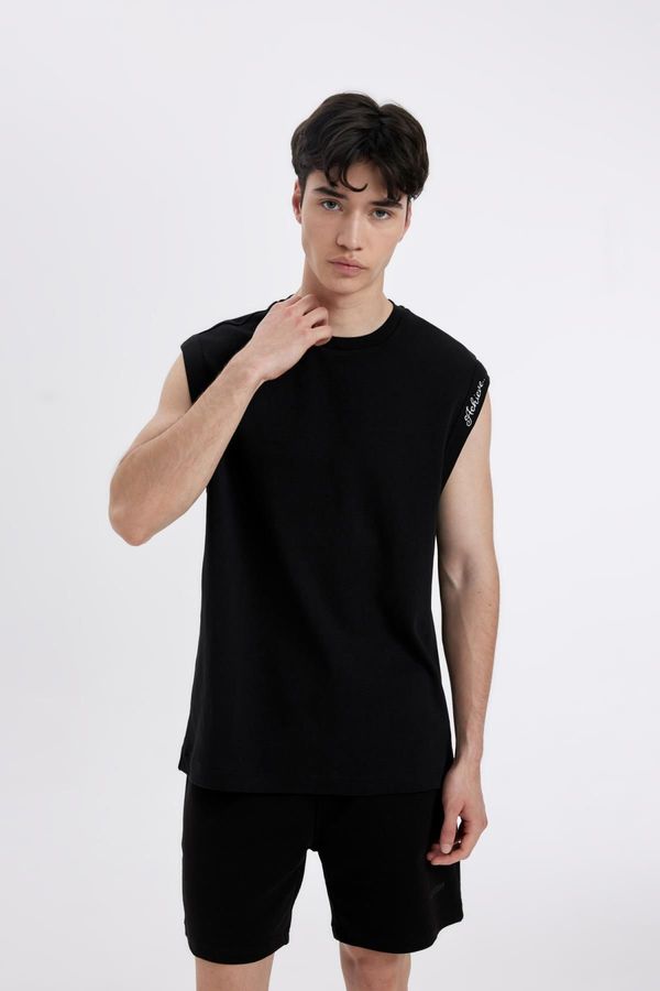 DEFACTO DEFACTO Boxy Fit Printed Crew Neck Undershirt