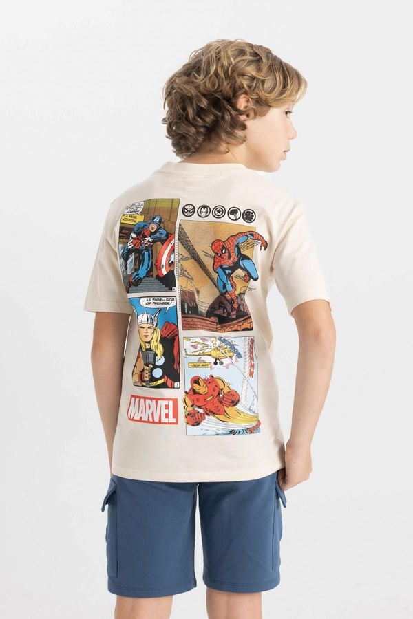 DEFACTO DEFACTO Boy's Marvel Comics Crew Neck Short Sleeve T-Shirt