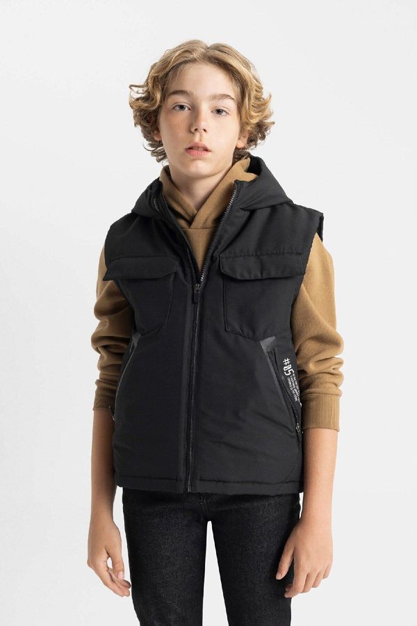 DEFACTO DEFACTO Boy's Water Repellent Hooded Vest