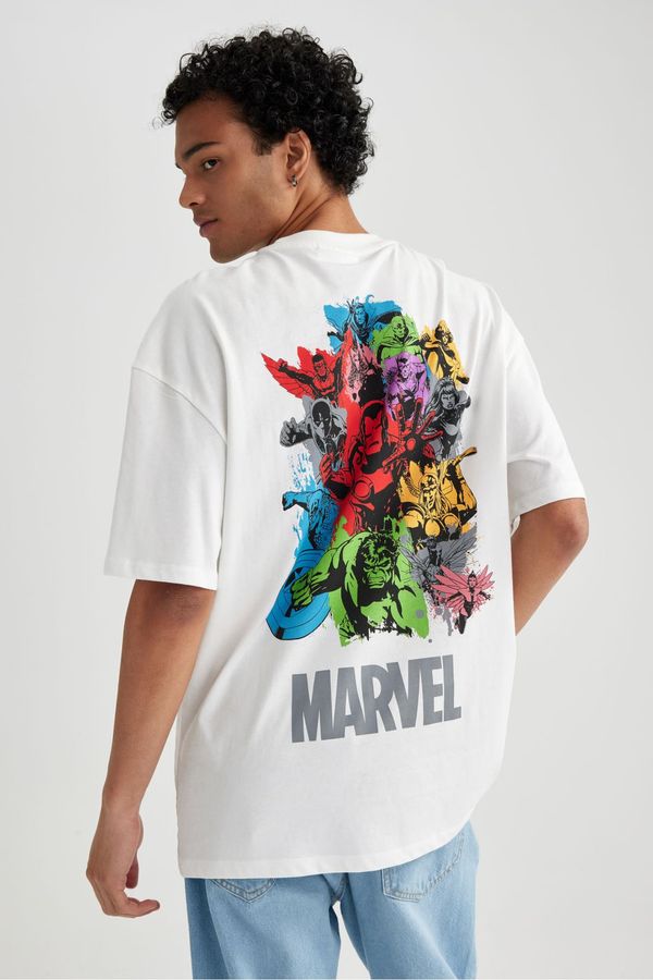 DEFACTO DEFACTO Comfort Fit Marvel Licensed Crew Neck Printed T-Shirt