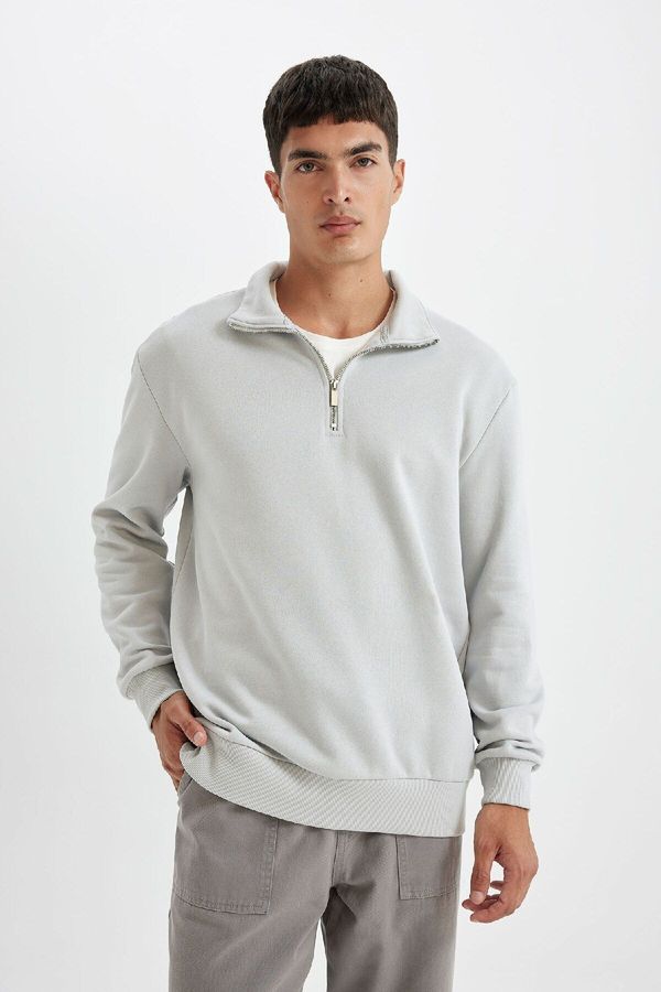 DEFACTO DEFACTO Comfort Fit Stand Collar Zippered Thick Sweatshirt