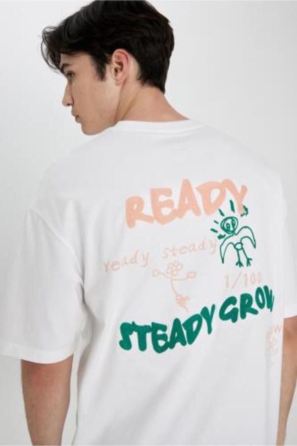 DEFACTO DEFACTO Comfort Regular Fit Relaxed Pattern Crew Neck Back Printed Short Sleeve T-Shirt