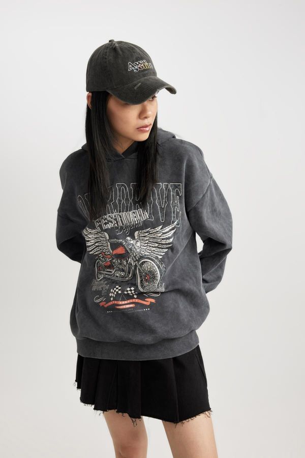 DEFACTO DEFACTO Cool Oversize Fit Printed Hooded Thick Washed Faded Effect Sweatshirt