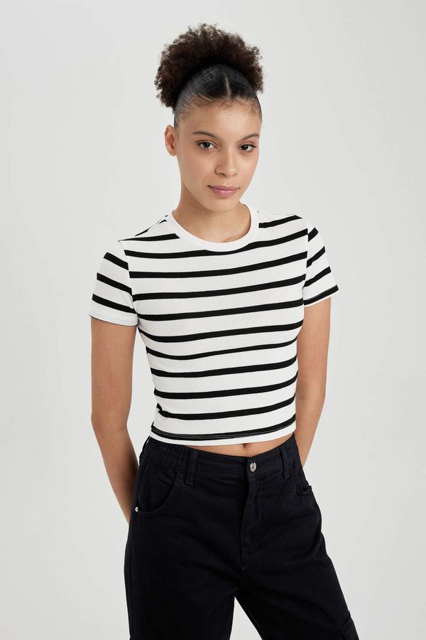 DEFACTO DEFACTO Coool Fitted Striped Short Sleeve T-Shirt
