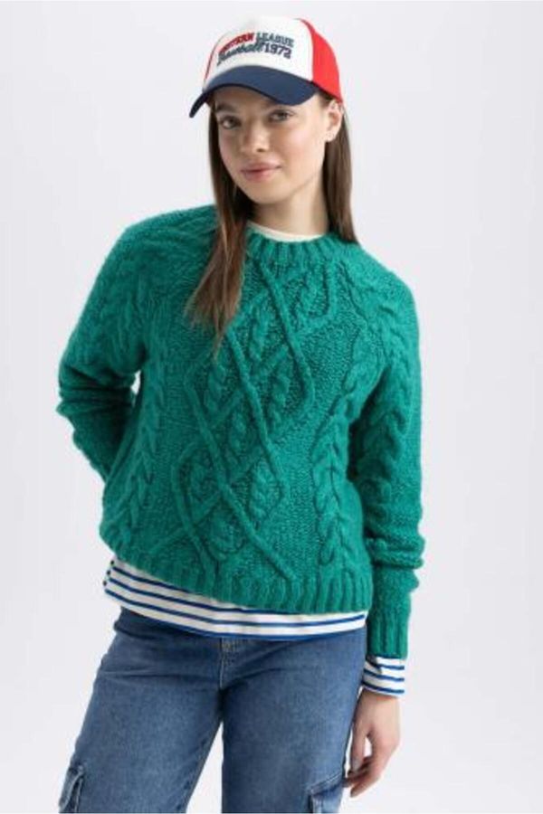 DEFACTO DEFACTO Crew Neck Green Sweater