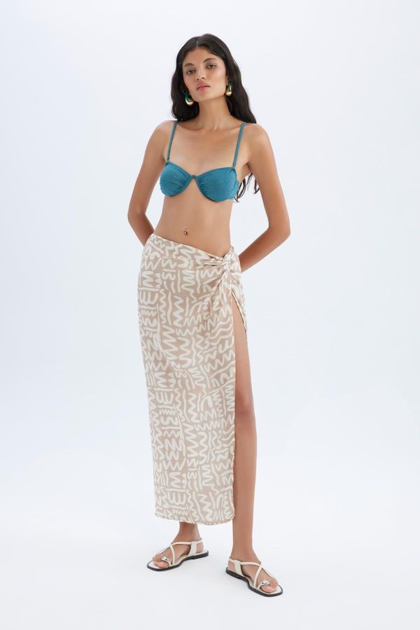 DEFACTO DEFACTO Fall in Love Patterned Slit Beach Skirt