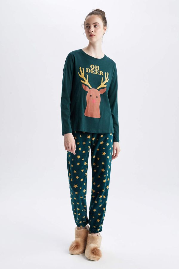 DEFACTO DEFACTO Fall In Love Regular Fit Christmas Themed Crew Neck Printed Pajamas Set