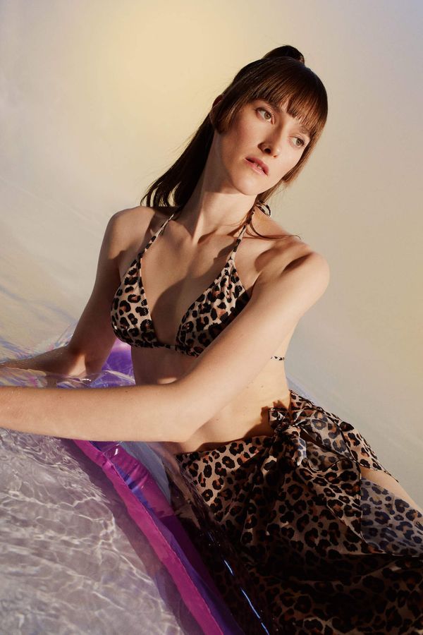 DEFACTO DEFACTO Fall in Love Regular Fit Leopard Print Bikini Top