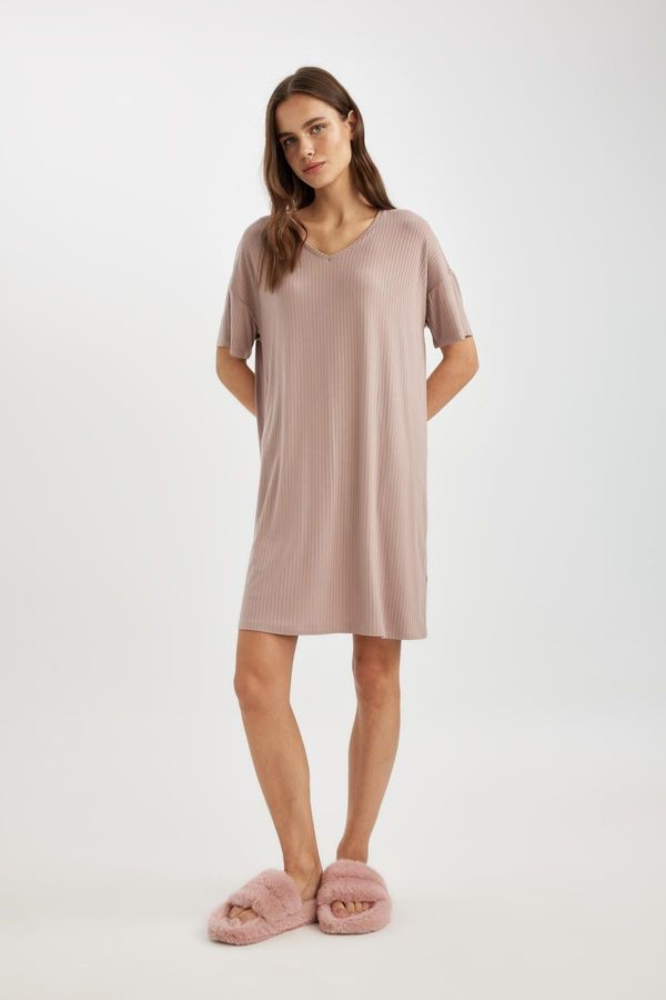 DEFACTO DEFACTO Fall in Love V Neck Viscose Short Sleeve Nightgown