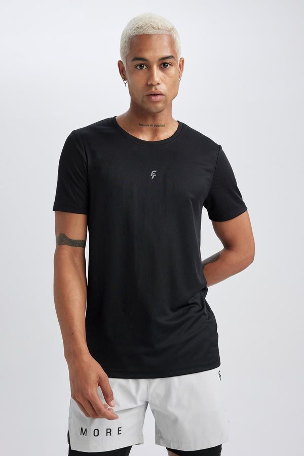 DEFACTO DEFACTO Fit Men's Black Slim Fit Crew Neck Printed Sports Short Sleeve Basic T-Shirt