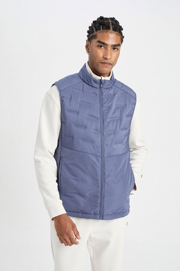 DEFACTO DEFACTO Fit Water Repellent Puffer Vest Regular Cut Stand Collar Zippered Pocket Quilted