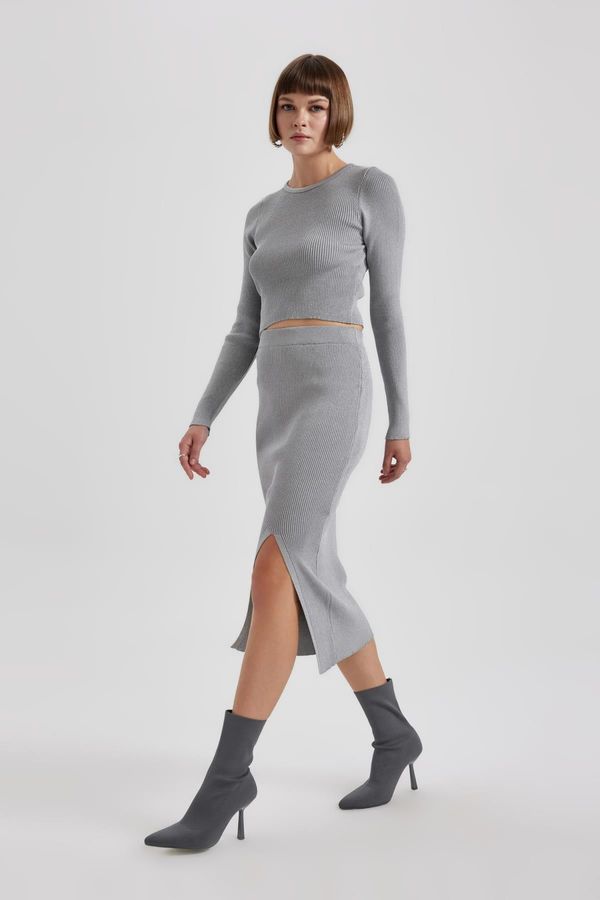 DEFACTO DEFACTO Fitted Slit Shiny Fabric Knitwear Midi Skirt