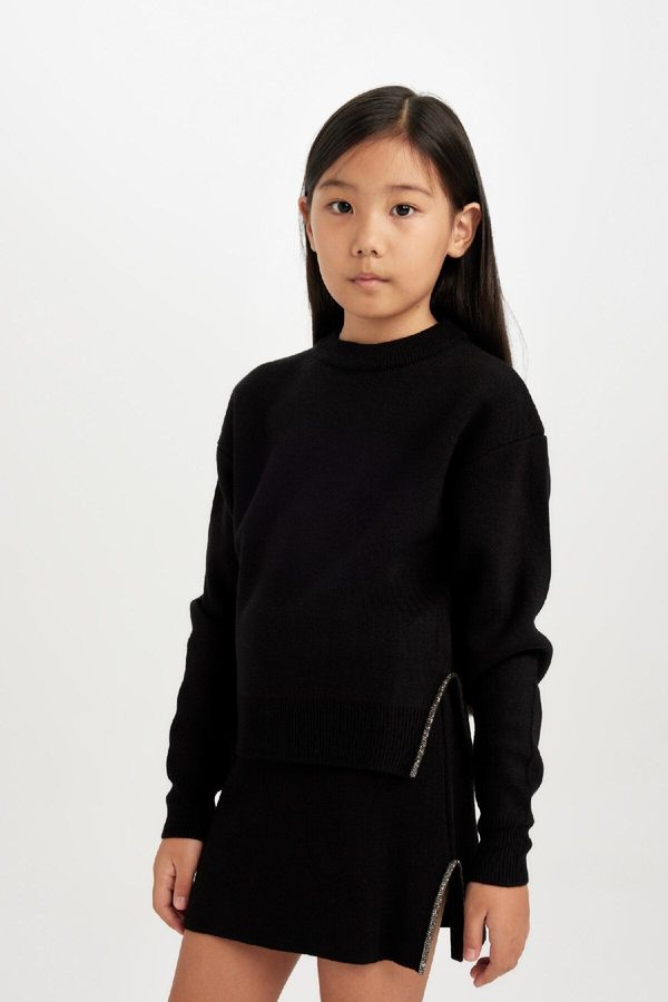 DEFACTO DEFACTO Girl Black Regular Fit Crew Neck Side Slit Knitwear Sweater