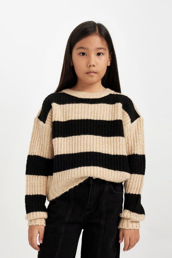 DEFACTO DEFACTO Girl Black Striped Regular Fit Crew Neck Knitwear Sweater