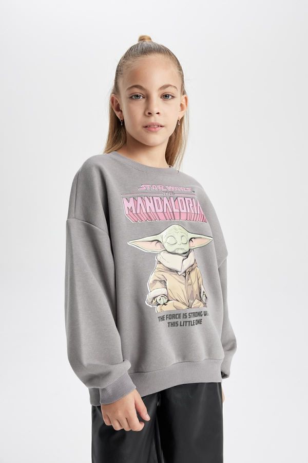 DEFACTO DEFACTO Girl Child Star Wars-mandalorian Crew Neck Soft Furry Thick Sweatshirt