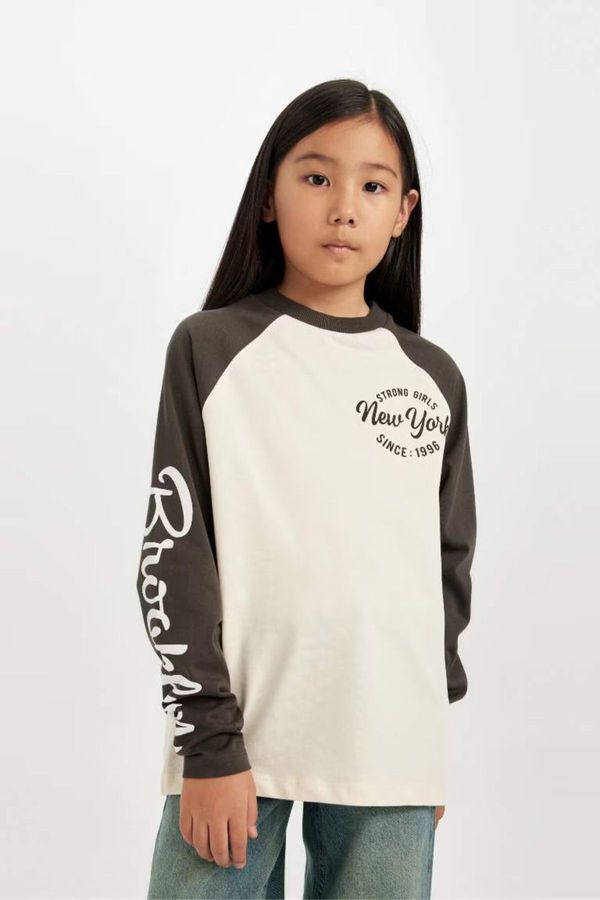 DEFACTO DEFACTO Girl Oversize Fit Wide Pattern Crew Neck Printed Long Sleeve T-Shirt