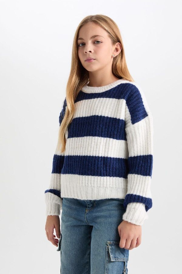 DEFACTO DEFACTO Girl Regular Fit Striped Crew Neck Knitwear Sweater