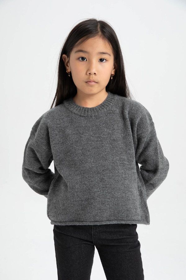 DEFACTO DEFACTO Girl Standard Fit Crew Neck Basic Plain Knitwear Sweater