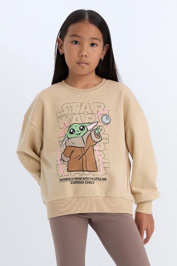 DEFACTO DEFACTO Girl Star Wars-Mandalorian Relax Fit Crew Neck Sweatshirt