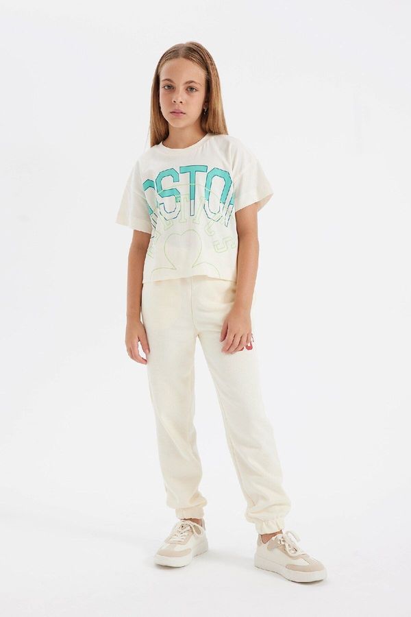 DEFACTO DEFACTO Girls Ecru Printed Elastic Waist Leg Pocket Jogger School Sweatpants