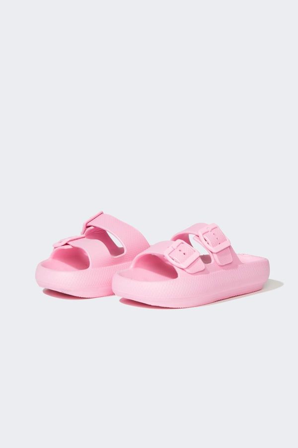 DEFACTO DEFACTO Girls' Serrated Sole Slip On Eva Slippers