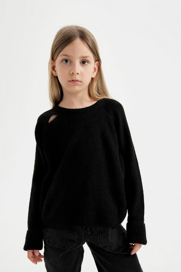 DEFACTO DEFACTO Girl's Standard Fit Crew Neck Sweater