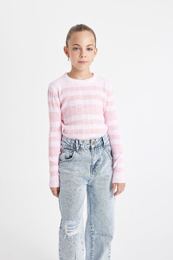 DEFACTO DEFACTO Girl's Standard Fit Crew Neck Sweater