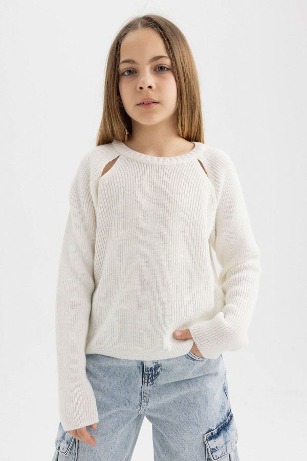 DEFACTO DEFACTO Girl's Standard Fit Crew Neck Sweater