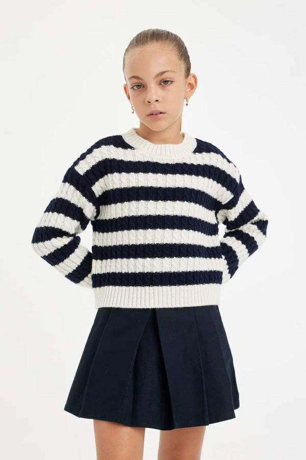 DEFACTO DEFACTO Girls Standard Fit Striped Crew Neck Sweater