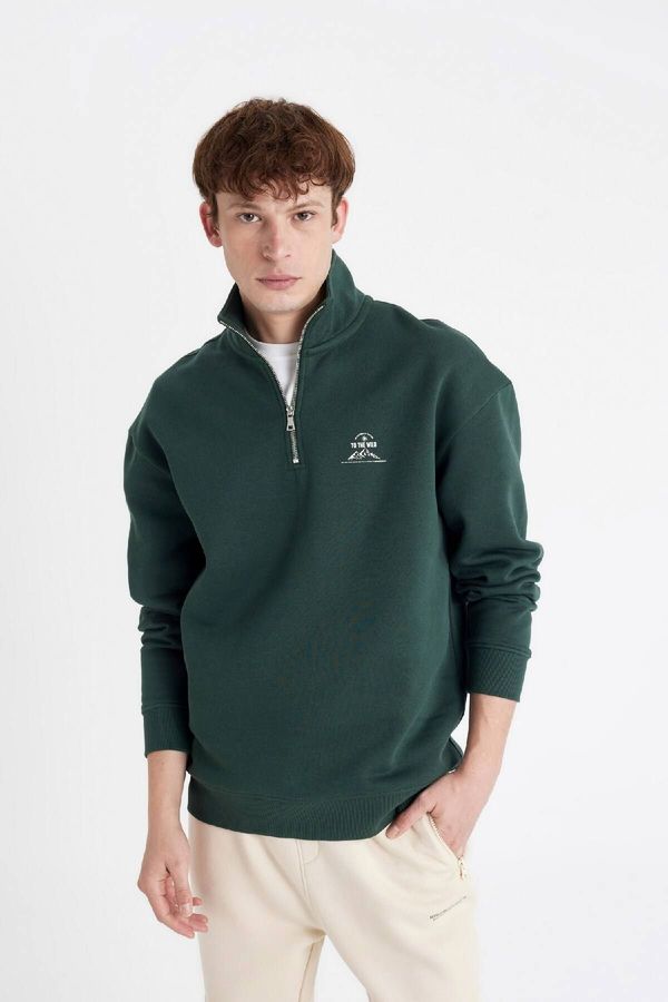 DEFACTO DEFACTO Men's Green Comfort Regular Fit Relaxed Fit Zippered Stand Collar Text Printed Sweatshirt