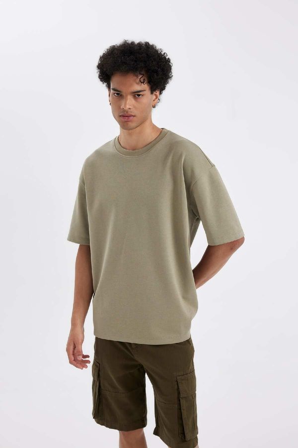 DEFACTO DEFACTO Men's Khaki Oversize Fit Wide Cut Crew Neck Heavy Fabric Short Sleeve Basic T-Shirt