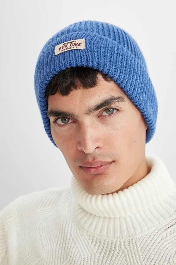 DEFACTO DEFACTO Men's Label Printed Knitted Beanie A5067AX24WN