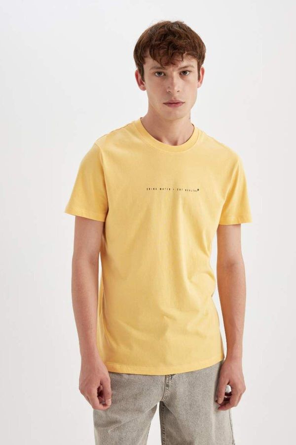 DEFACTO DEFACTO Men's Yellow Slim Fit Slim Cut Crew Neck Printed Cotton Short Sleeve T-Shirt