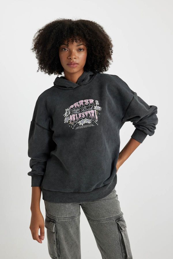 DEFACTO DEFACTO Oversize Fit Back Printed Hooded Thick Washed Pale Effect Sweatshirt