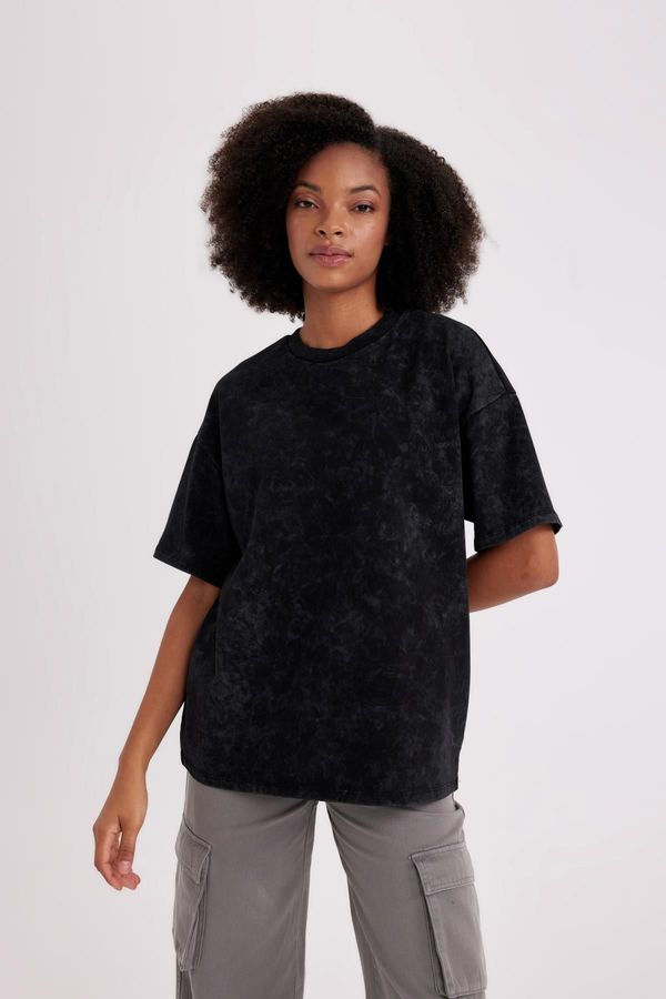 DEFACTO DEFACTO Oversize Fit Crew Neck Short Sleeve T-Shirt