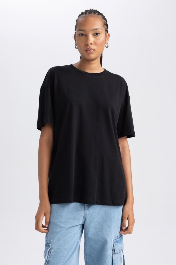 DEFACTO DEFACTO Oversize Fit Crew Neck Short Sleeve T-Shirt