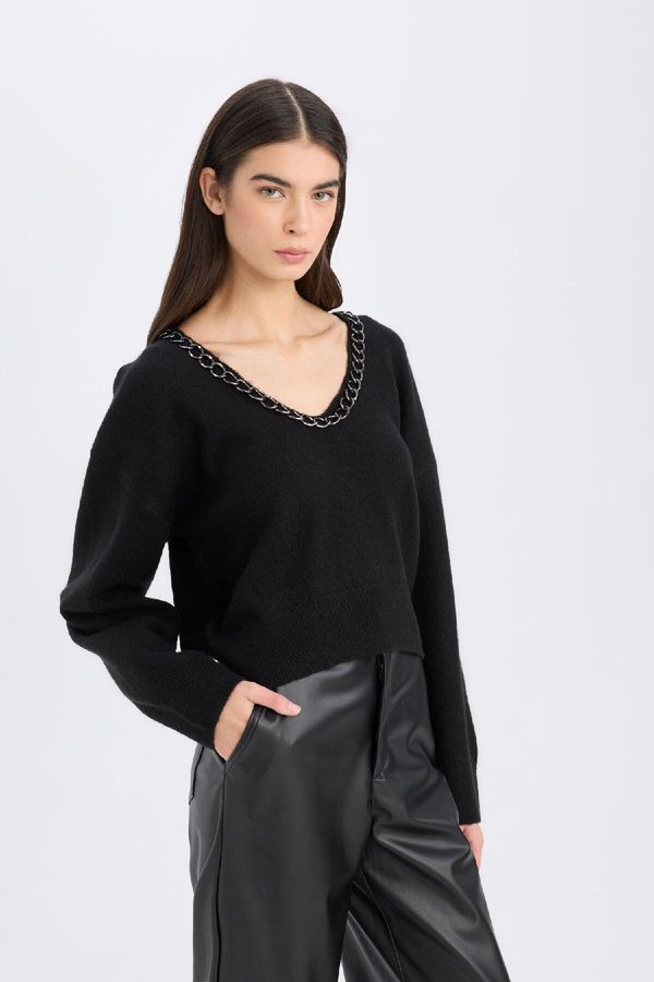 DEFACTO DEFACTO Oversize Wide Fit V-Neck Knitwear Sweater