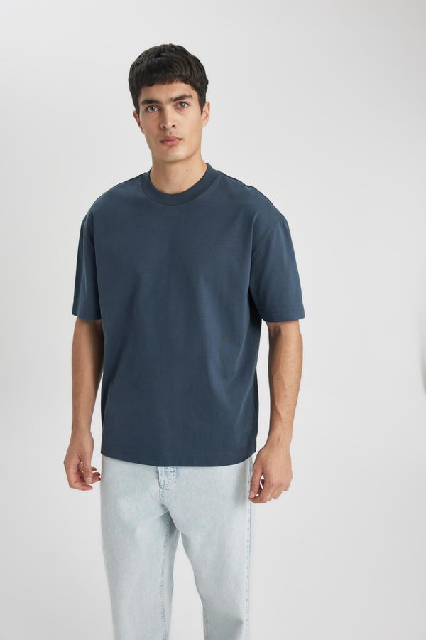 DEFACTO DEFACTO Oversize Wide Pattern Crew Neck Basic Plain Short Sleeve T-Shirt