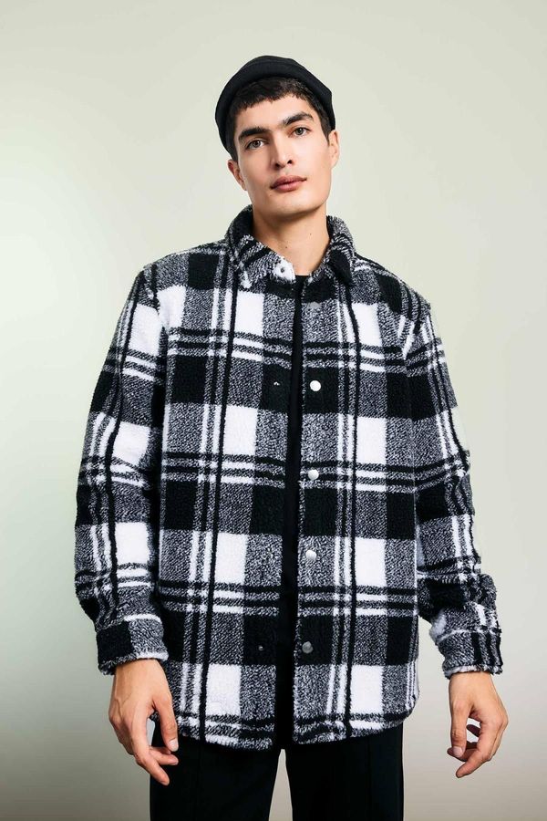 DEFACTO DEFACTO Regular Fit Checkered Shirt Jacket