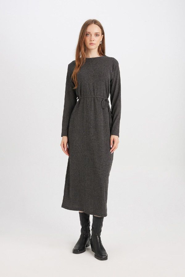 DEFACTO DEFACTO Regular Fit Crepe Long Sleeve Midi Dress